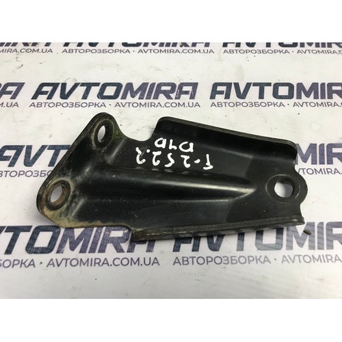 Кронштейн катализатора Toyota Avensis T25 2.2 D-4D 2003-2008 171190R010